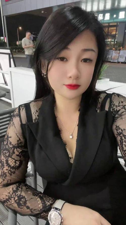 被老师操哭的相关介绍