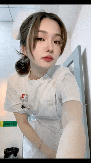99操人妻的相关介绍