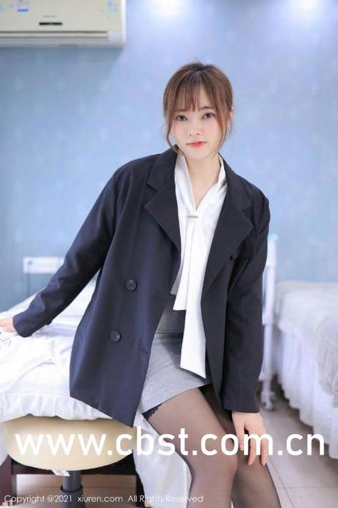 亚洲男人天堂久久综合的相关介绍
