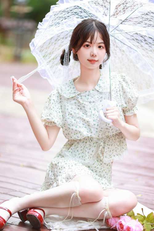 操老师的大逼的相关介绍