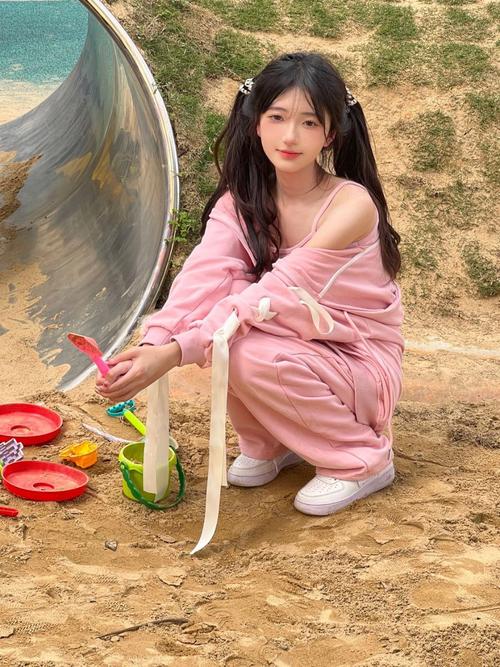 色婷婷综合久久久久中文av的相关介绍