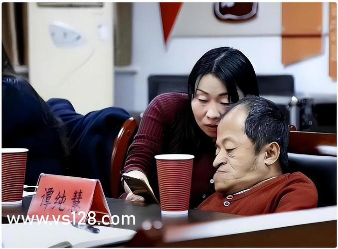 一边做一边摸一边爱的相关介绍
