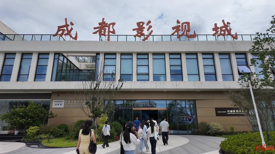 色悠悠色哟哟av的相关介绍