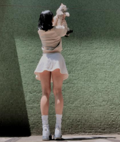 爆操美女老师的相关介绍
