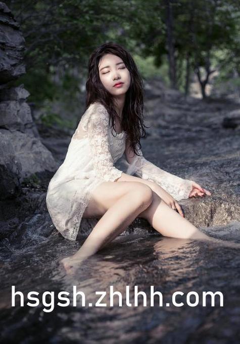 精品丰满少妇av的相关介绍