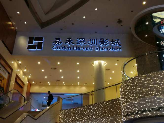 少妇丝袜av的相关介绍